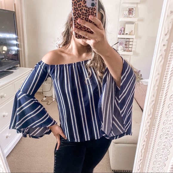 Express Off-shoulder Neckline Bell Sleeves Top - Picture 3 of 6